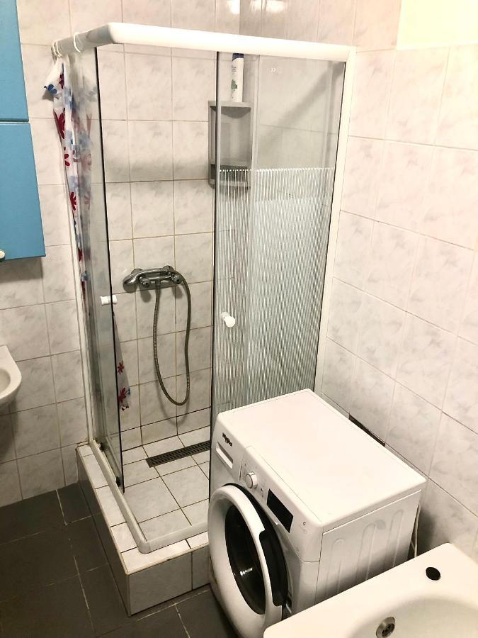 Large Apartment With Garage And Terrace Budapest Luaran gambar