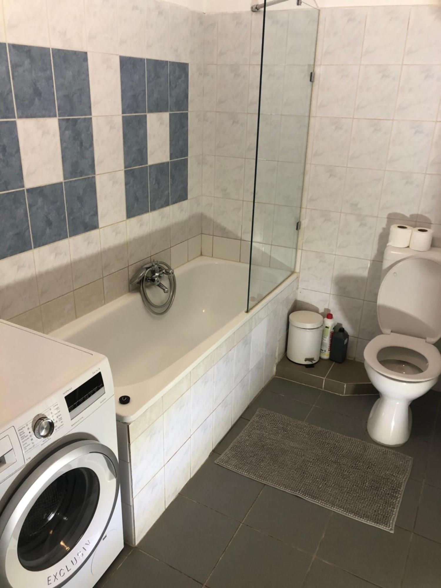 Large Apartment With Garage And Terrace Budapest Luaran gambar
